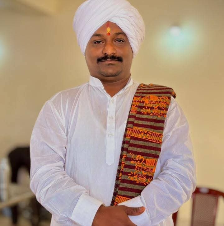 Guruji Mangesh Devdas Hivarekar
